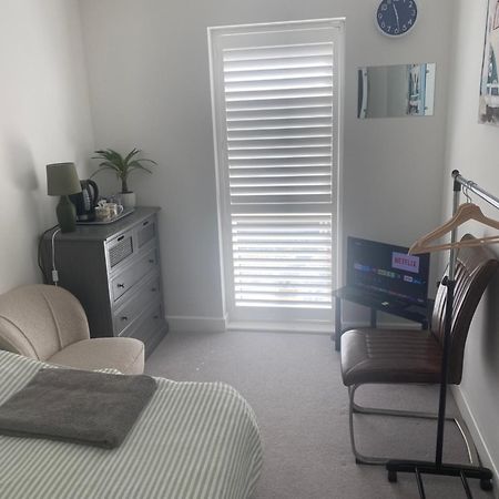 Small Double Room To Rent Ньюхейвен Экстерьер фото
